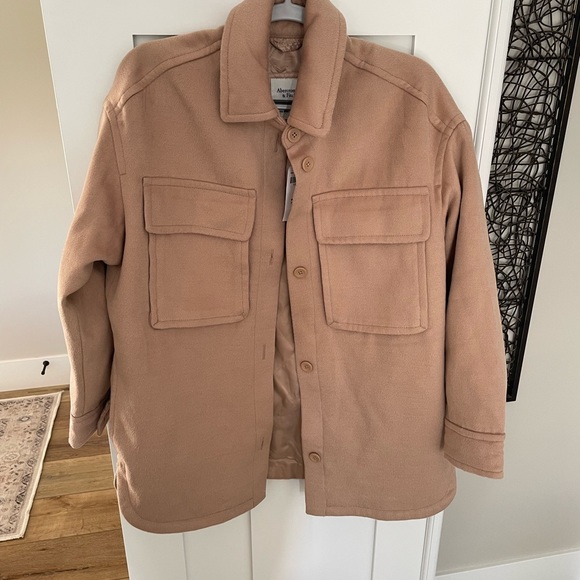 Abercrombie Shacket - Picture 2 of 3